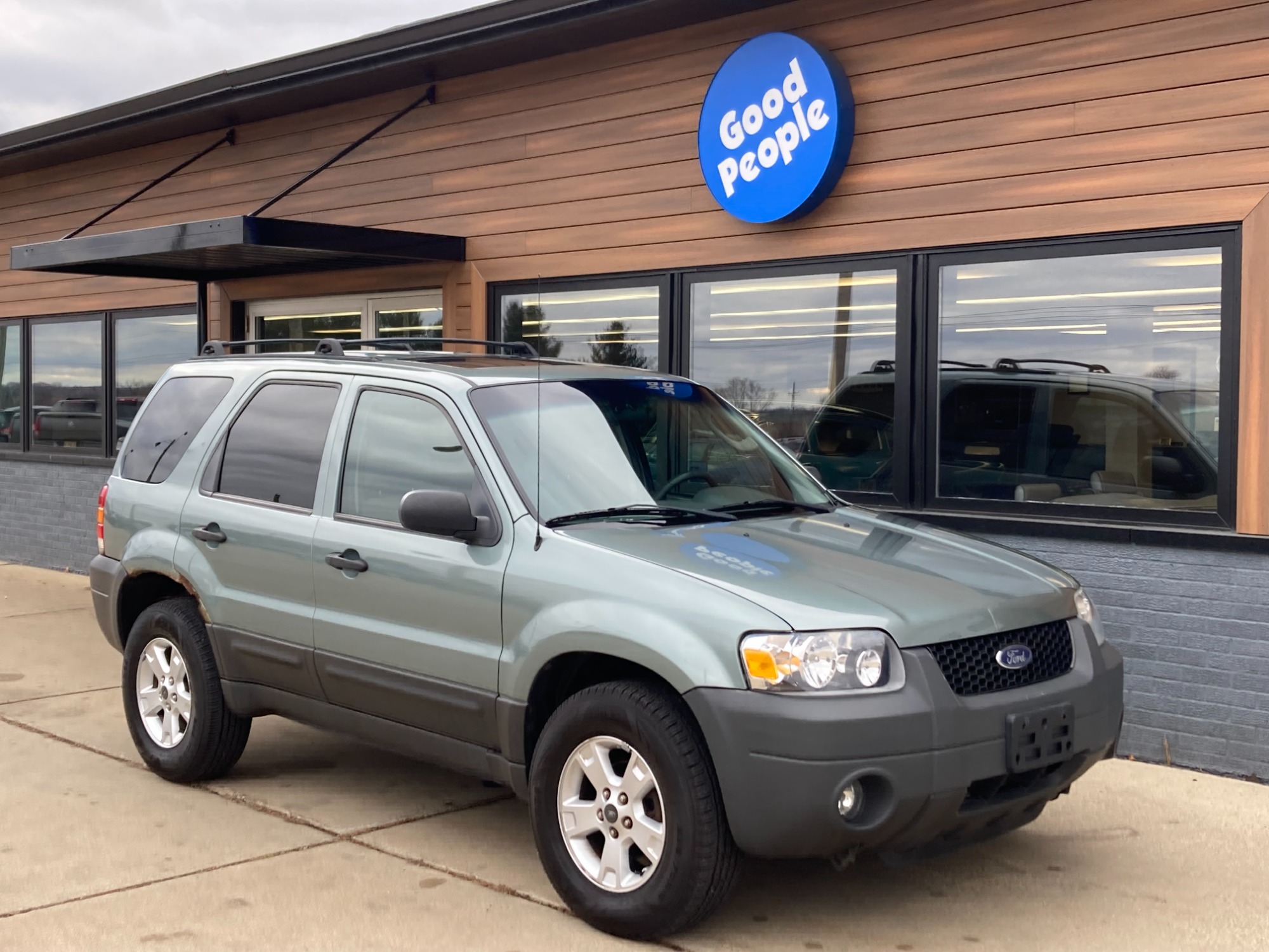 photo of 2005 Ford Escape SPORT UTILITY 4-DR